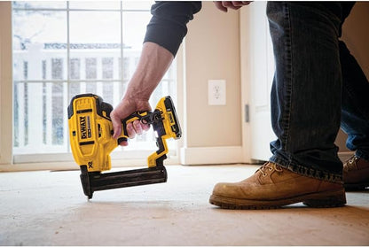 DEWALT 20V MAX* Narrow Crown Stapler Kit - Image 8