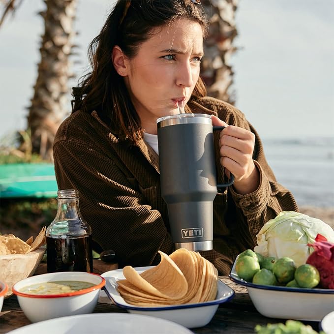YETI Rambler 42 oz Tumbler with Handle and Straw Lid, Travel Mug Water Tumbler, Vacuum Insulated Cup with Handle, Stainless Steel, Papaya - Image 7