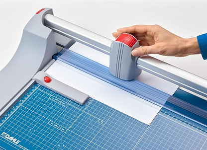 Dahle 448 Premium Rotary Trimmer, 20 Sheet Capacity, Self-Sharpening, Automatic - Image 2