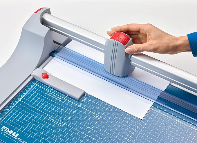 Dahle 472 Premium Rolling Trimmer, 12 Sheet Capacity, Self-Sharpening, - Image 2